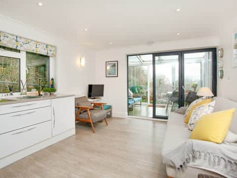Open plan living space | 3 White Ladies, Stoke Fleming, near Dartmouth