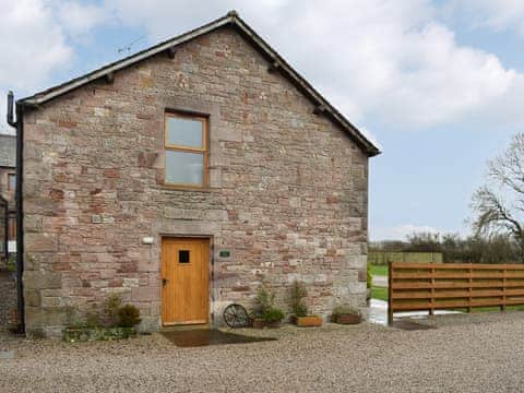 Exterior | Pippa&rsquo;s Cottage - Red Barn, Greystoke, near Ullswater