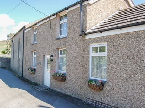 Exterior | Glyn Saron Cottage, Bryncrug<br />