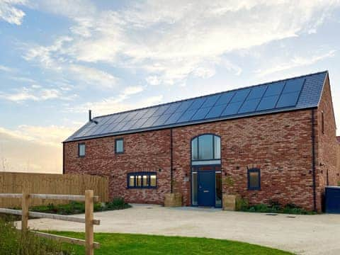 Exterior | Walnut House - Ashlin Farm Barns, Dunholme, near Lincoln