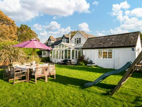 Exterior | Daneshurst Cottage, Tiptoe, near Lymington