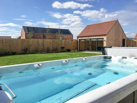 Hot tub | The Willows - Ashlin Farm Barns, Dunholme, near Lincoln