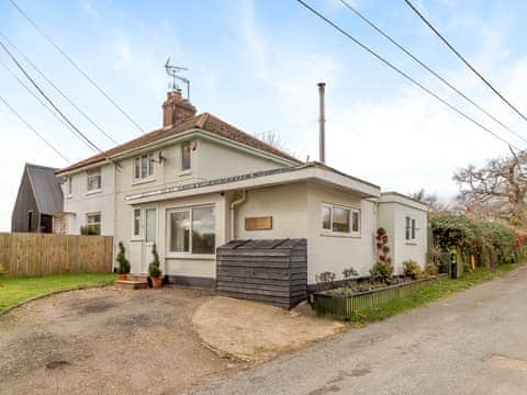 Exterior | Oak Cottage, Saxmundham