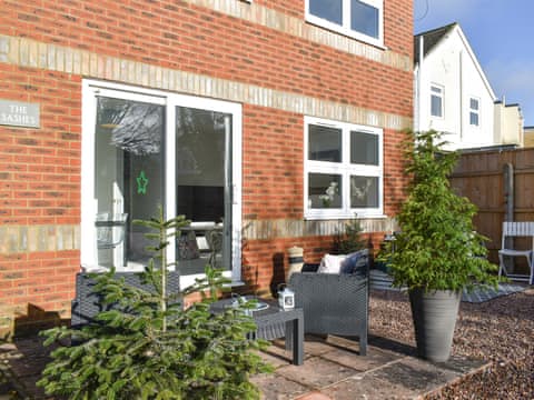 Outdoor area | Apartment 2 - Sashes Apartments, Poole