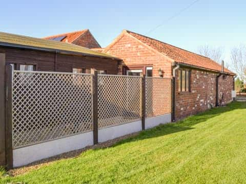 Exterior | Willow Tree Farm, Mablethorpe