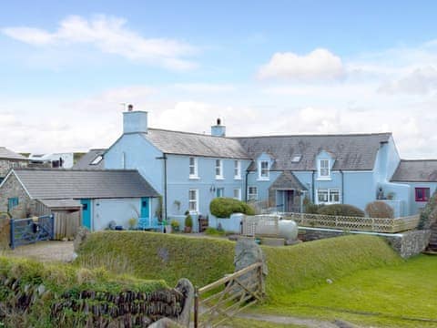 Exterior | Puffin Cottage, Berea, near St Davids