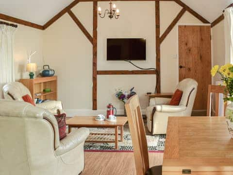 Living room/dining room | Bwthyn, Criccieth