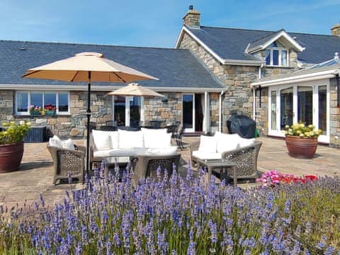 Exterior | Bodrydd - Bodrydd, Rhoshirwaun, near Pwllheli