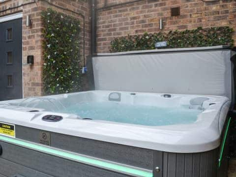 Hot tub | Church View, York