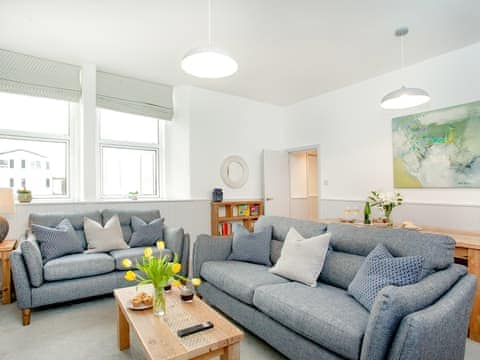 Living area | Seagulls Rest - Sunnybeach Holiday Apartments, Paignton