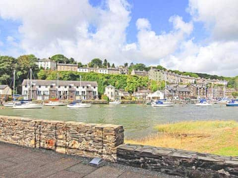 View | Port View Bach, Porthmadog