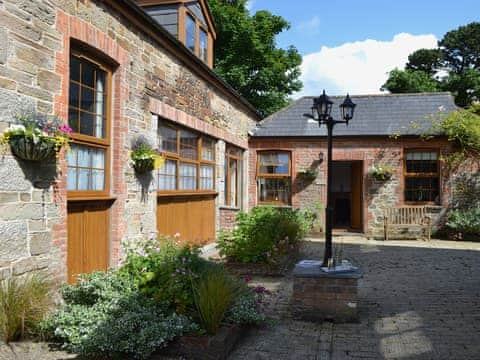 Exterior | Coach House - Penmorvah Manor Courtyard Cottages, Budock Water, near Falmouth