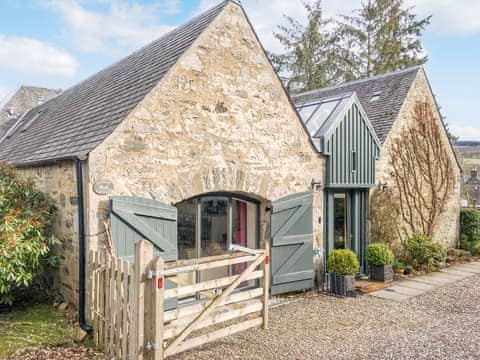 Exterior | Gushat Cottage, Strathtay, near Aberfeldy