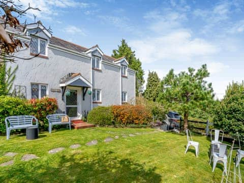 Exterior | Ty Gwyn - Cefn Gorwydd Cottages, Gowerton, Gower