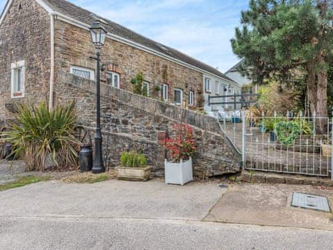 Exterior | Ty Llaethdy - Cefn Gorwydd Cottages, Gowerton, Gower