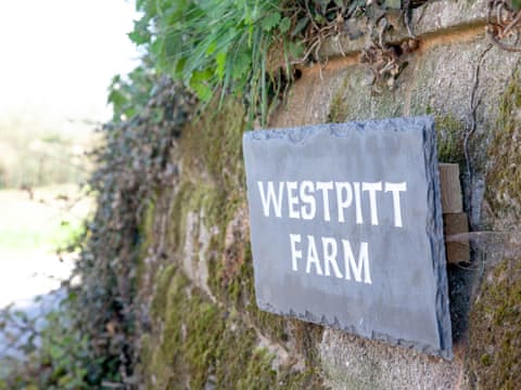Exterior | Westpitt Farm &ndash; The Hay Loft - Westpitt Farm, Butterleigh, near Tiverton