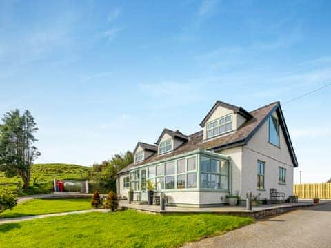 Exterior | Ty Newydd, Llanddona