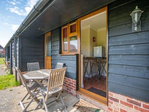 Exterior | Willow Tree Cottage - Linley Farm Cottages, St Osyth