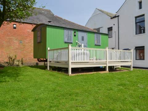 Exterior | Sian&rsquo;s Shepherds Hut - The Garrison, Bowness-on-Solway