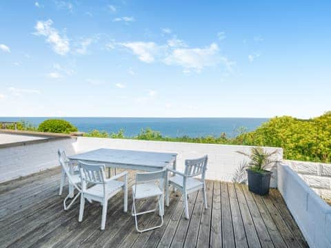 Decking | Sea Wrack, Sheringham