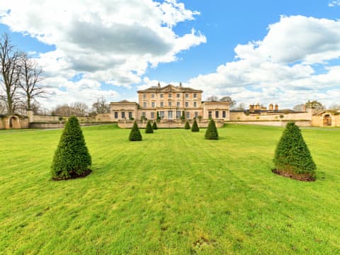 Exterior | Hickleton Hall Apartment, Hickleton, near Doncaster