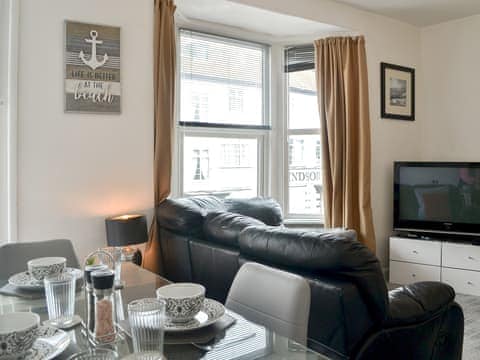 Living room/dining room | Harbour View - Windsor Apartments, Bridlington