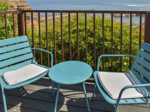 Sitting-out-area | The Moorings, Staithes