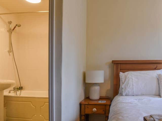 Double bedroom | Swallows - Brookfarm Cottages, Middle Mayfield, near Ashbourne