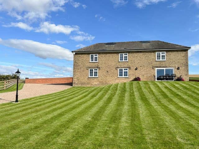 Exterior | Park Cottage, Worlaby, near Louth