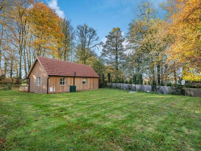 Garden | Maple Lodge - Mendip Lodges, Blagdon, near Cheddar