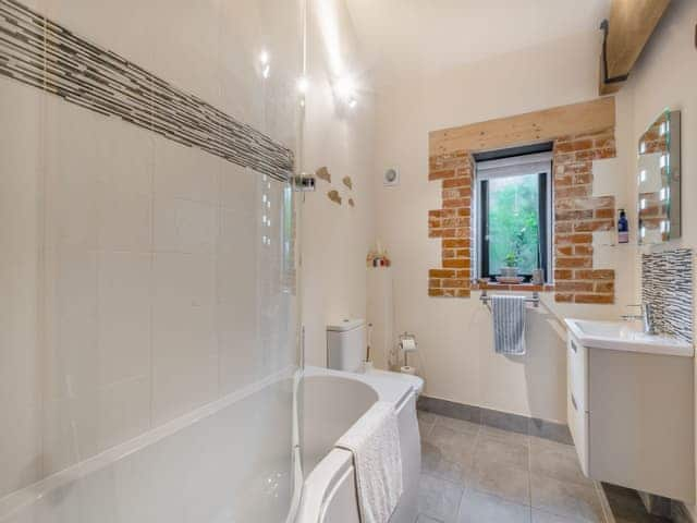 Bathroom | Rupert&rsquo;s Barn, Gimingham