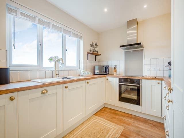 Kitchen | Headland Heights - Blue Anchor House, Blue Anchor, near Minehead