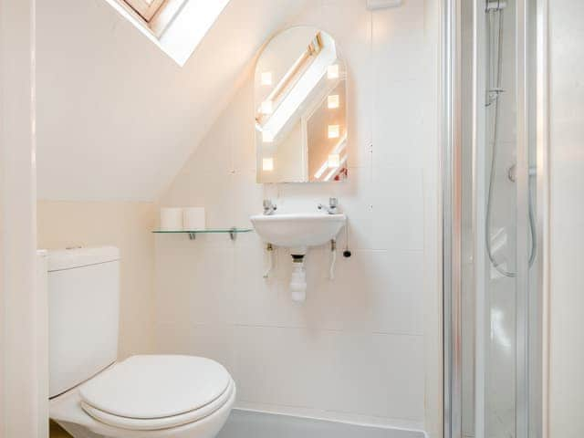 Shower room | Headland Heights - Blue Anchor House, Blue Anchor, near Minehead