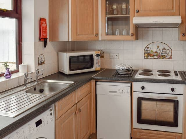 Kitchen | Turnstones, Walcott-Happisburgh-Norfolk