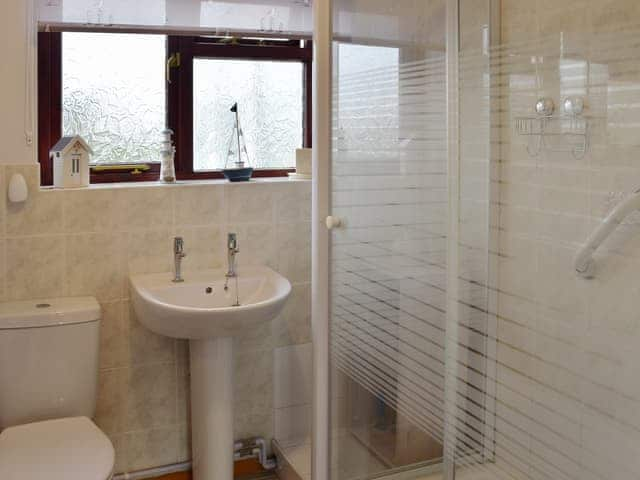 Shower room | Turnstones, Walcott-Happisburgh-Norfolk