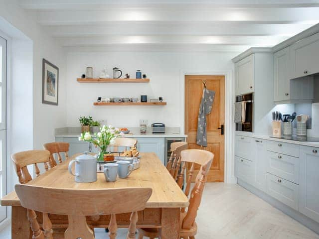 Kitchen/diner | Wheelwright Cottage, Branscombe