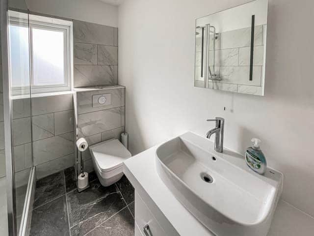 Shower room | Five - Ivy Farm, Lytham