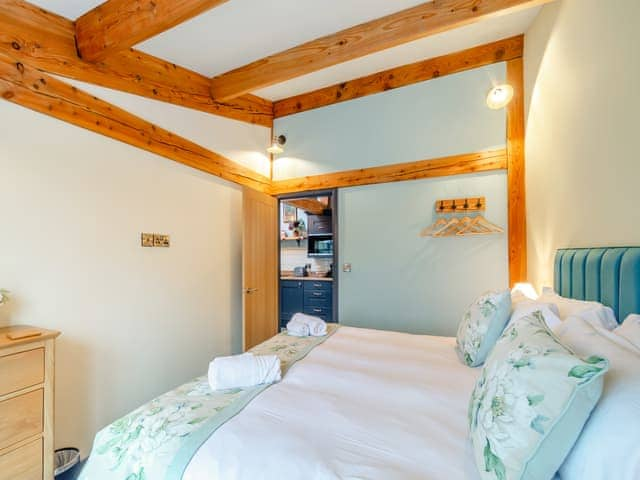 Double bedroom | Harrogate Cottage - Old Station Masham, Masham