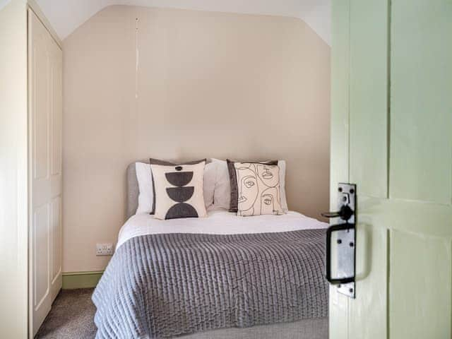 Double bedroom | Owl Barn, Benington