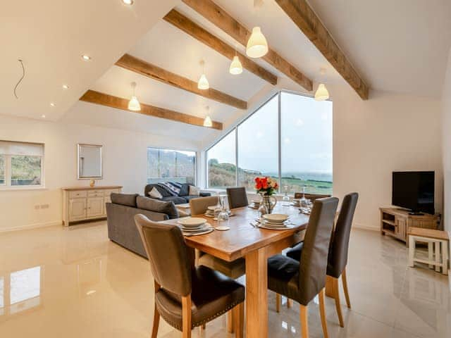 Dining Area | Hen House View 2 - Hen House Holidays, Haslingden, near Rossendale