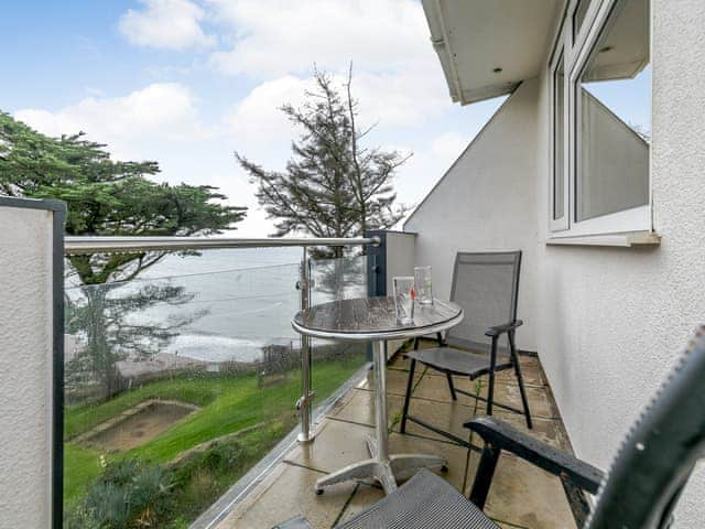 Sitting-out-area | 13 Mount Brioni - Mount Brioni, Seaton