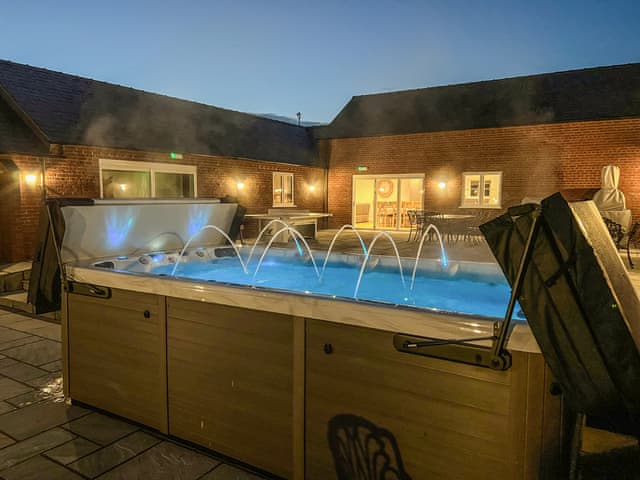 Swim Spa | Brockdale Barn, Ruckland