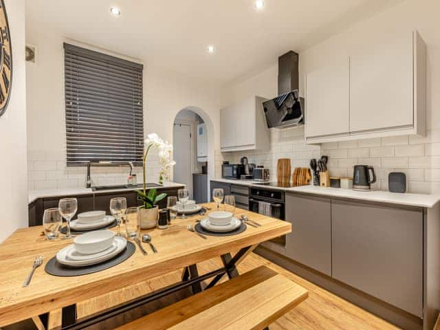 Kitchen/diner | Egon House - St Andrews Cottages, Lincoln