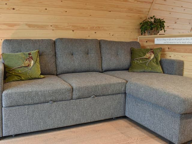 Living area | Hayfield Haven - Hill Croft Farm Pods, Crowhurst