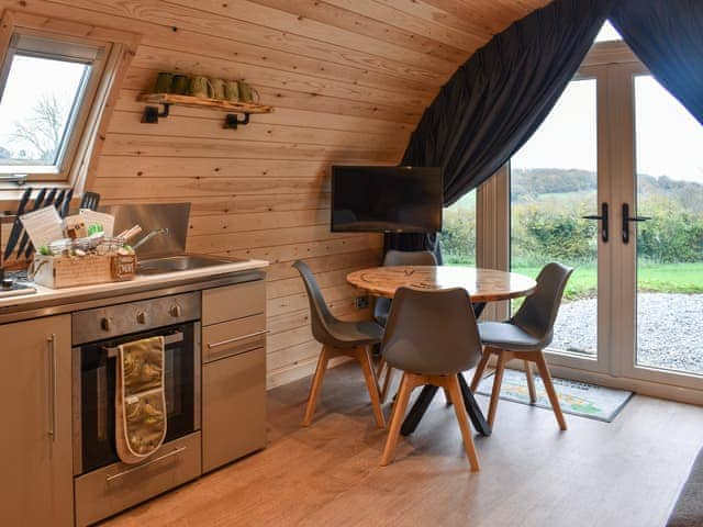 Dining Area | Hayfield Haven - Hill Croft Farm Pods, Crowhurst