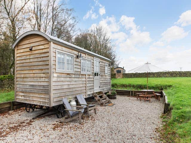 Exterior | The Swaledale Hut - Hollow Hill Huts, Rathmell, near Settle