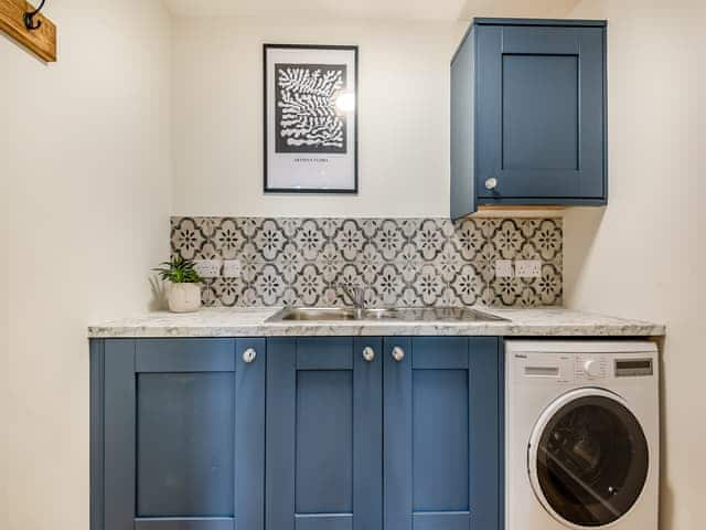 Utility room | Pomeroy - Home Farm Barns, Little Steeping