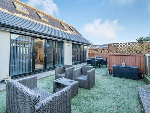 Garden | Ferndale Bungalow, Hambleton, near Poulton-le-Fylde