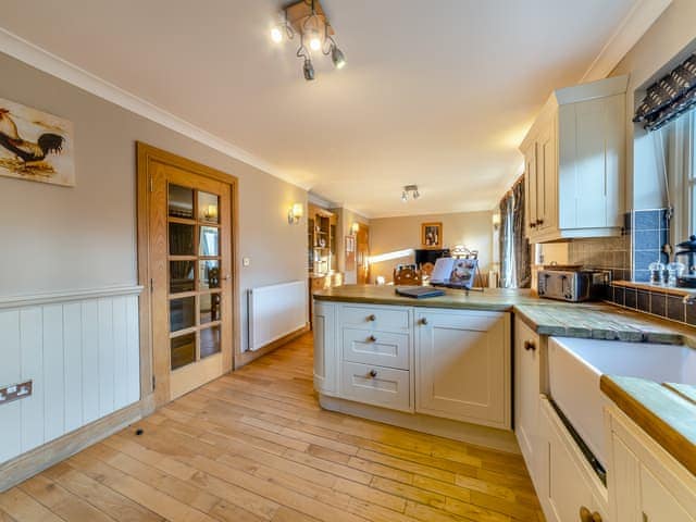 Kitchen | Chapel Cottage - Ellingham Cottages, Ellingham