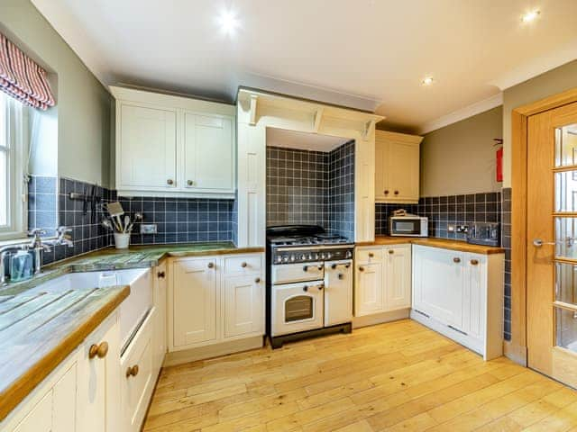 Kitchen | The Game Larder - Ellingham Cottages, Ellingham